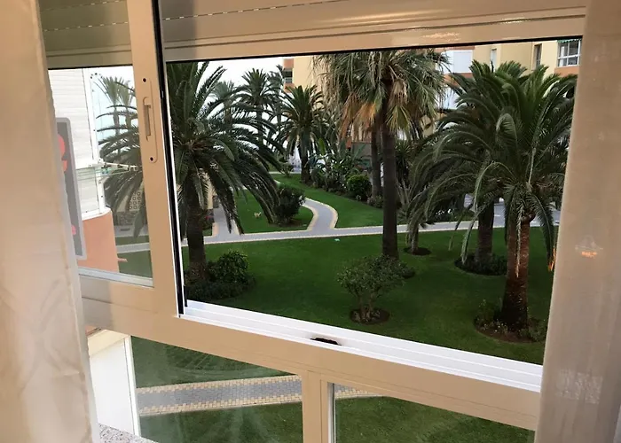 Apartamentos Centro Internacional Algarrobo-Costa